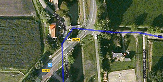Groningerweg, twee keer oversteken. Let op!